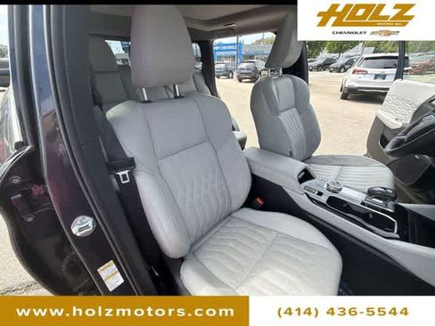 Used 2025 Mitsubishi Outlander SEL AWD/4WD image 29