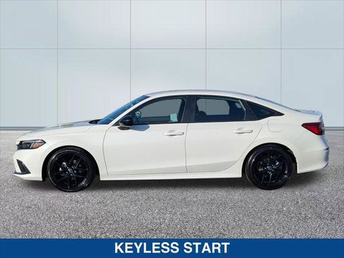 Used 2024 Honda Civic Sport image 2