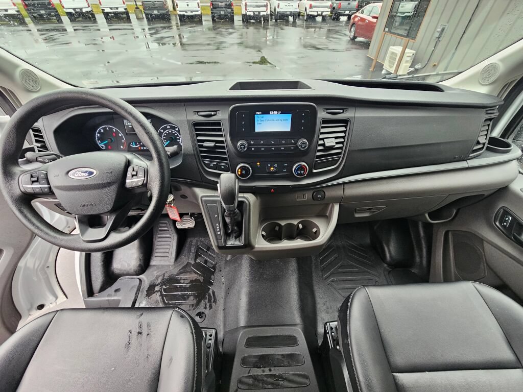 Used 2025 Ford Transit 250 148 High Roof RWD image 18