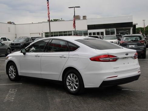 Used 2020 Ford Fusion S FWD image 4