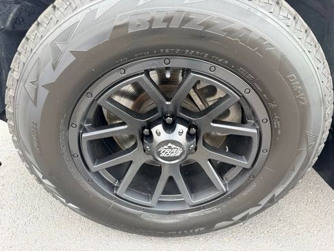 Used 2019 RAM 1500 Sport w/ Leather & Sound Group AWD/4WD image 15