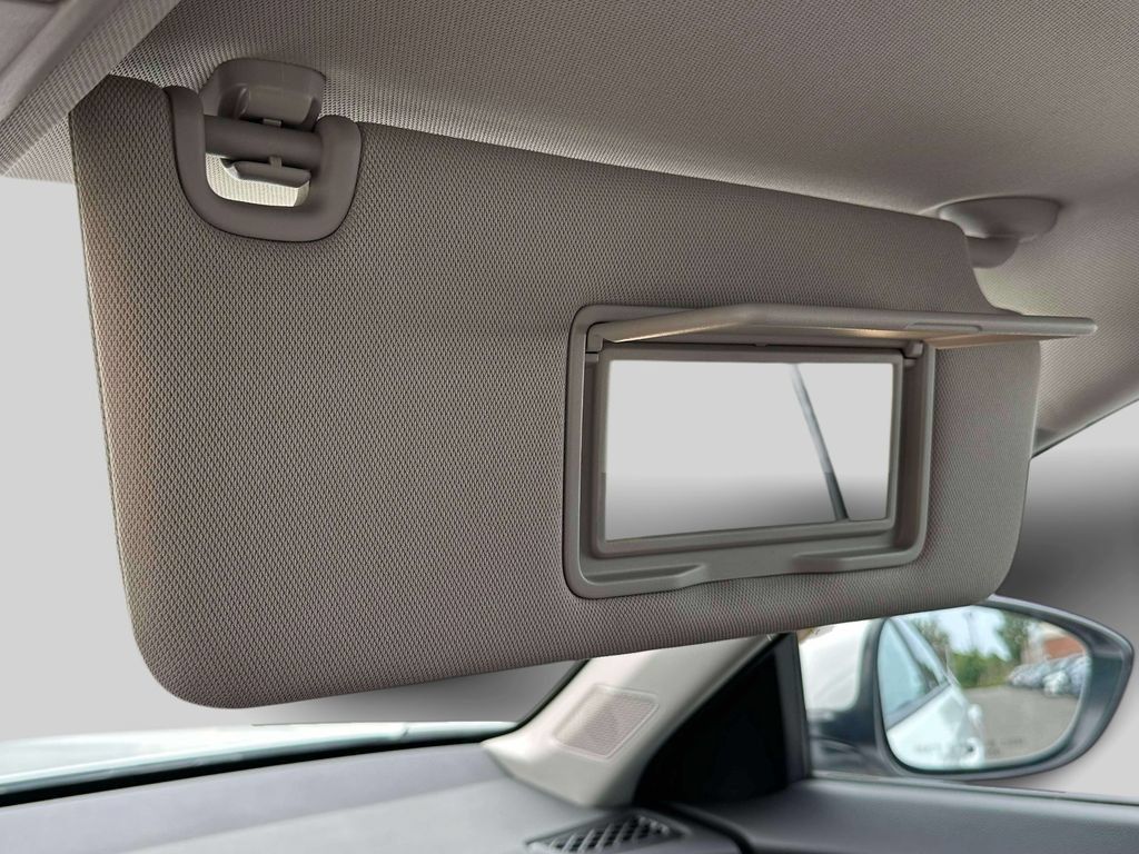 Certified 2024 Honda Accord EX image 28