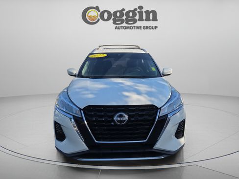 Used 2022 Nissan Kicks SV FWD image 8