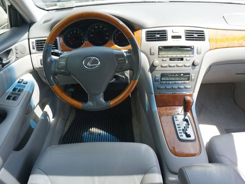 Used 2005 Lexus ES 330 image 5