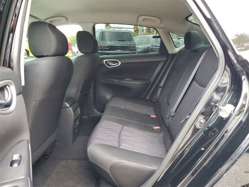Used 2019 Nissan Sentra SV image 10