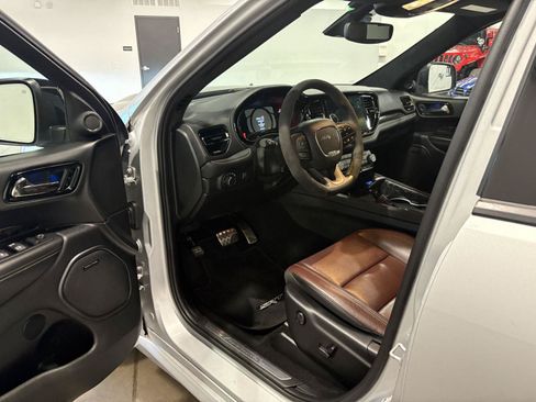 Used 2025 Dodge Durango SRT Hellcat AWD/4WD image 13