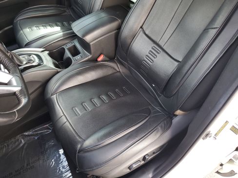 Used 2017 Nissan Rogue Sport SV w/ SV Premium Package image 18