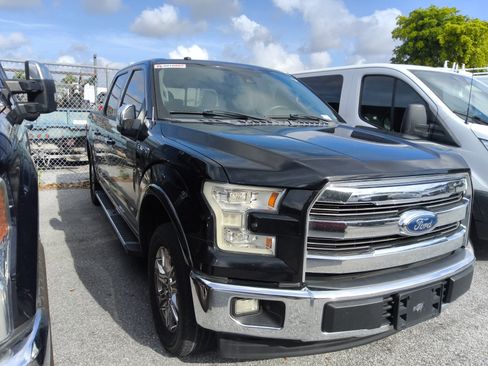 Used 2017 Ford F150 Lariat w/ Equipment Group 502A Luxury RWD image 3