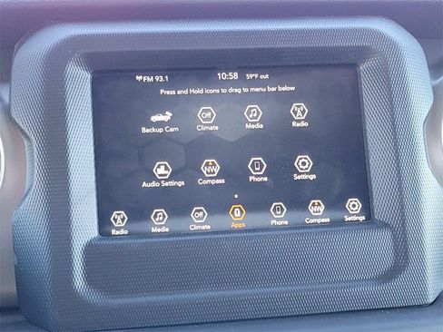 Used 2022 Jeep Gladiator Willys image 18