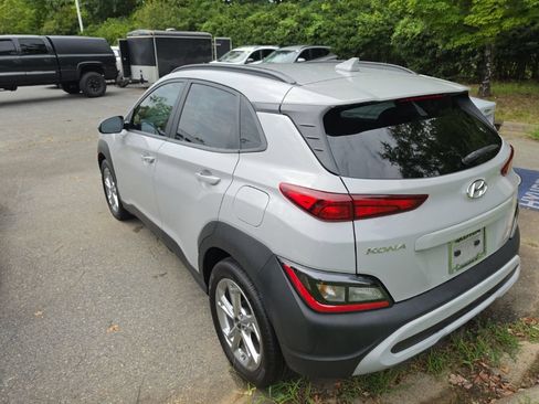 Certified 2023 Hyundai Kona SEL w/ Cargo Package FWD image 4