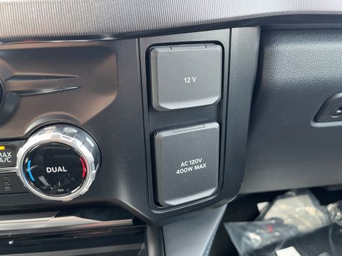 New 2026 Ford F250 Platinum AWD/4WD image 18