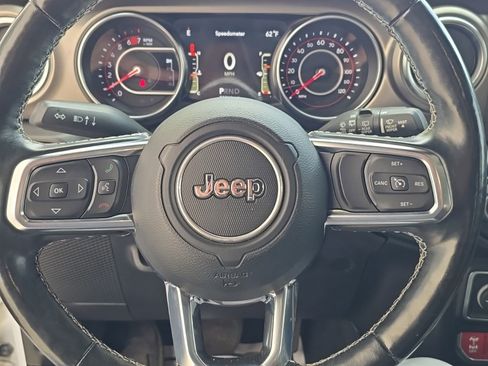 Used 2020 Jeep Wrangler Unlimited Rubicon w/ Steel Bumper Group AWD/4WD image 19