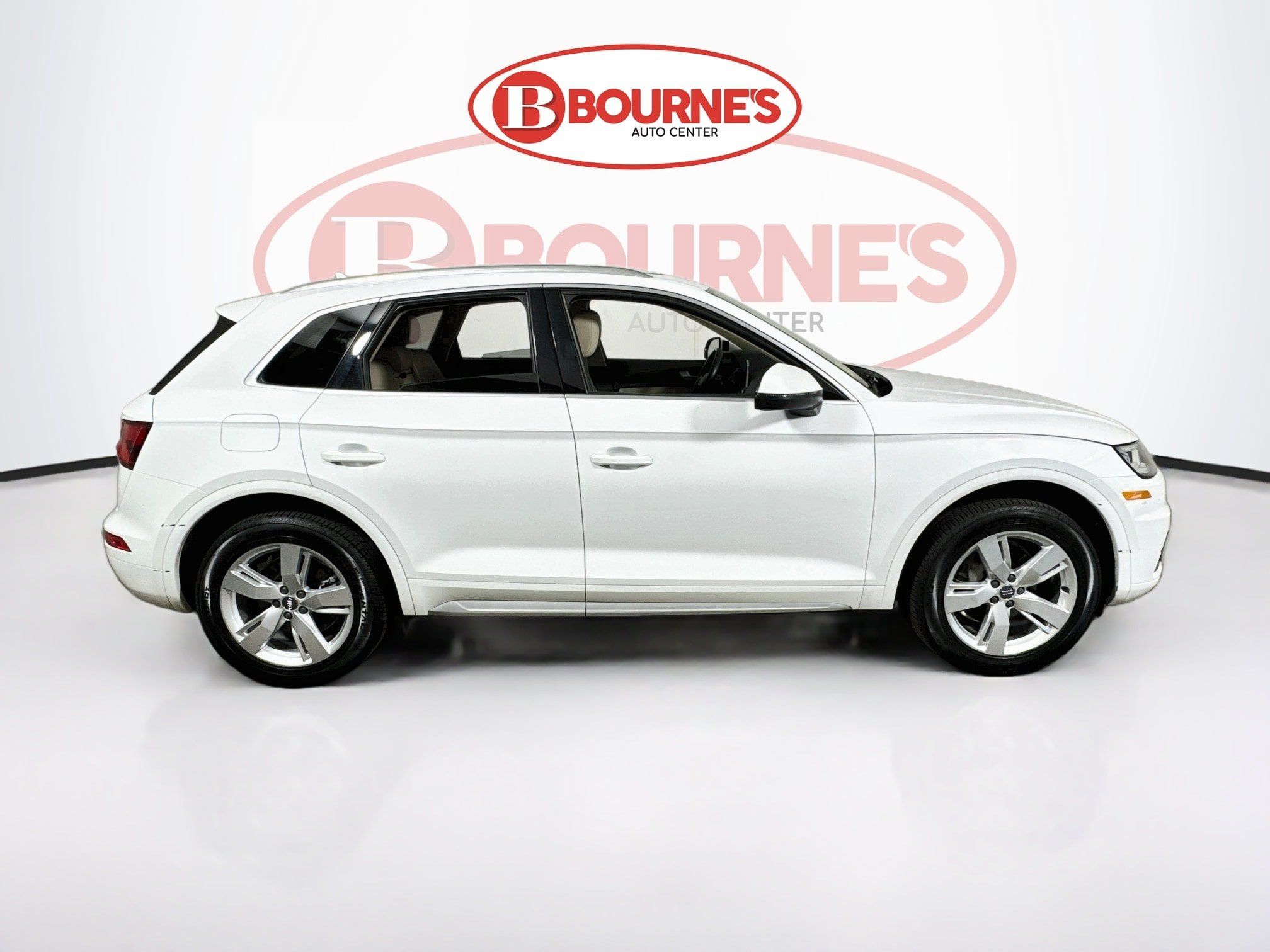 Used 2018 Audi Q5 2.0T Premium Plus w/ Premium Plus Package AWD/4WD image 12