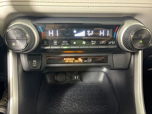 Used 2019 Toyota RAV4 XLE w/ All Weather Liner Package image 20