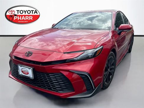 Used 2025 Toyota Camry SE w/ Multimedia Upgrade Package FWD image 1