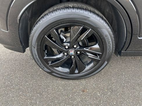 Used 2024 Buick Encore GX Sport Touring image 29