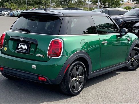 Certified 2022 MINI Cooper SE image 13