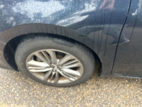 Certified 2016 Toyota Camry SE image 14