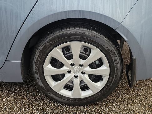 Used 2025 Toyota Corolla LE image 7