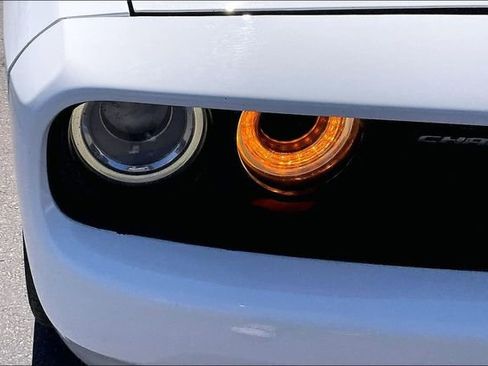 Used 2019 Dodge Challenger SXT RWD image 31