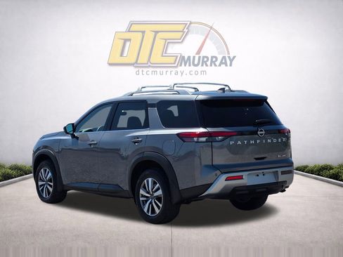 Used 2025 Nissan Pathfinder SL AWD/4WD image 7
