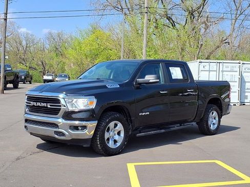 Used 2020 RAM 1500 Big Horn AWD/4WD image 1