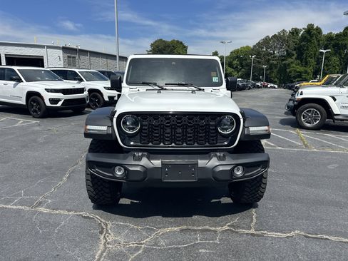 Used 2024 Jeep Wrangler Unlimited AWD/4WD image 4
