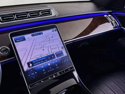 Certified 2023 Mercedes-Benz S 500 4MATIC image 21