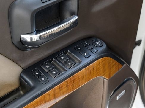 Used 2017 GMC Sierra 1500 SLT image 40