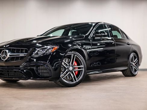 Used 2018 Mercedes-Benz E 63 AMG S image 20