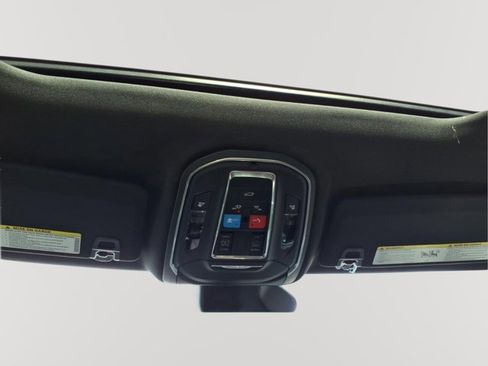 New 2026 Jeep Grand Cherokee Altitude AWD/4WD image 12