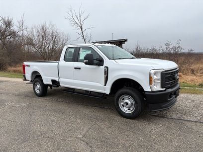 New 2026 Ford F250 XL w/ FX4 Off-Road Package