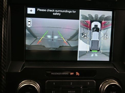 Used 2018 Ford F150 Raptor w/ Equipment Group 802A Luxury image 15