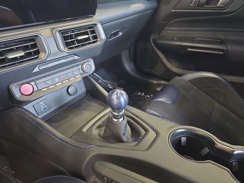 Used 2025 Ford Mustang Dark Horse RWD image 27