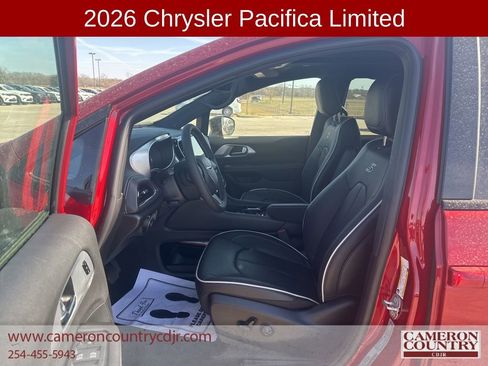 New 2026 Chrysler Pacifica Limited image 15