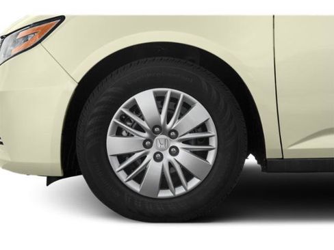 Used 2015 Honda Odyssey LX image 11