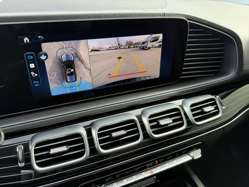 Certified 2025 Mercedes-Benz GLS 450 4MATIC image 17