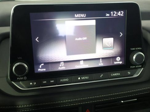 Used 2024 Nissan Rogue SV AWD/4WD image 40