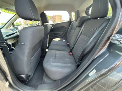 Used 2015 Ford Fiesta SE image 13