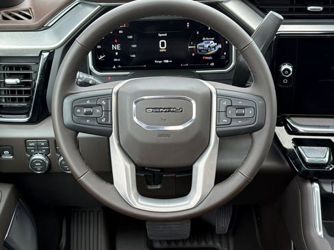 New 2026 GMC Sierra 2500 Denali w/ Denali Reserve Package image 15