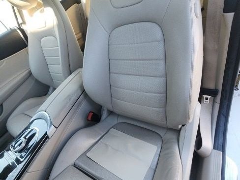 Used 2018 Mercedes-Benz C 300 C 300 image 9