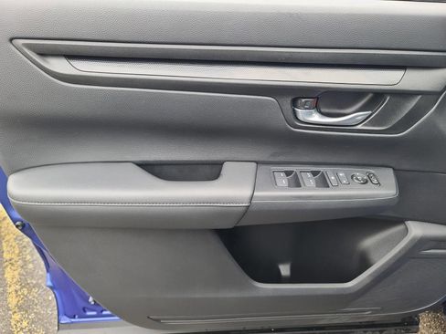 Used 2023 Honda CR-V EX image 10