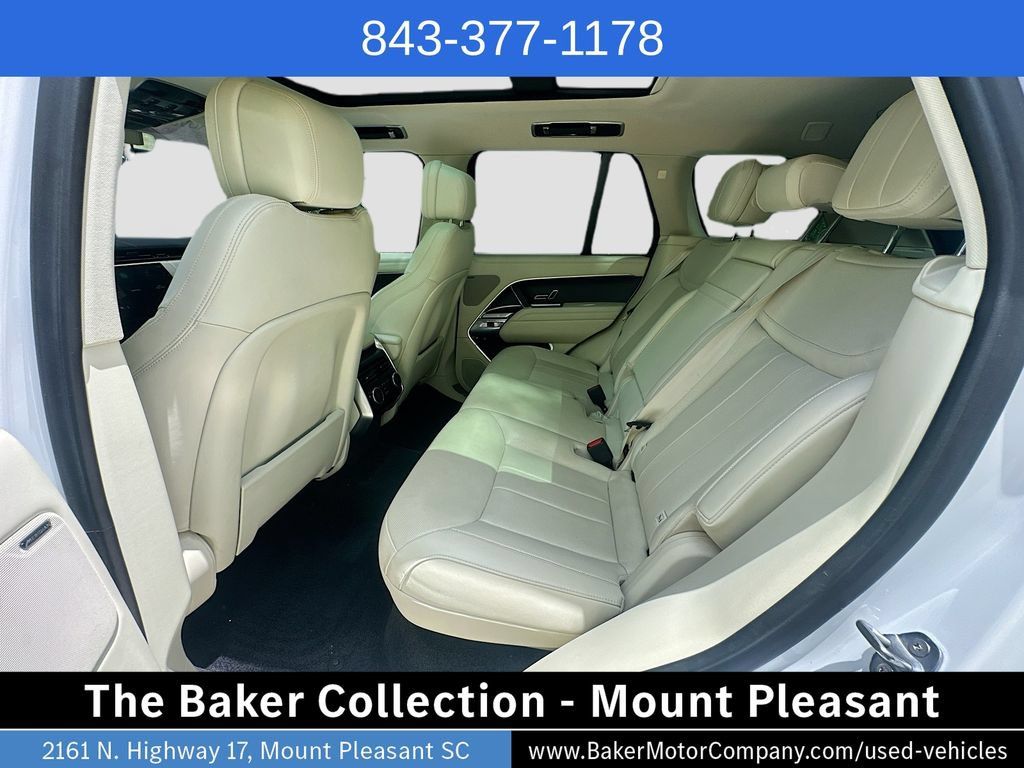 Used 2023 Land Rover Range Rover SE AWD/4WD image 26