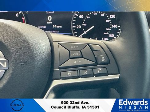 Used 2025 Nissan Sentra SV w/ All-Weather Package FWD image 17