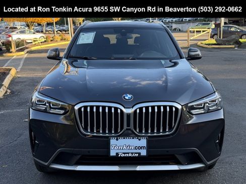 Used 2024 BMW X3 xDrive30i image 3