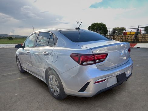 Certified 2022 Kia Rio S FWD image 4