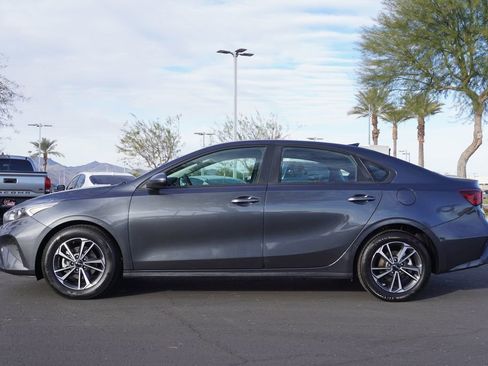 Used 2024 Kia Forte LXS image 2