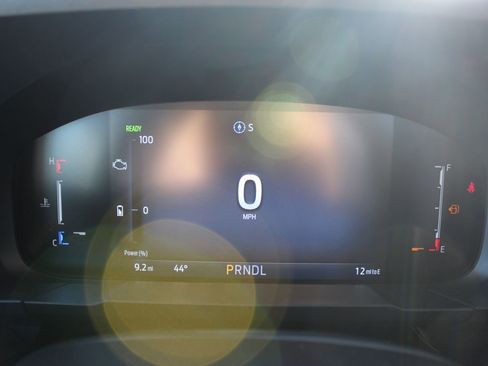 New 2025 Ford Maverick XL w/ Equipment Group 101A image 22