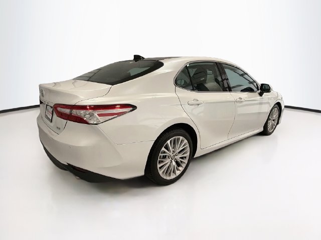 Used 2020 Toyota Camry XLE w/ Driver Assist Package FWD image 6