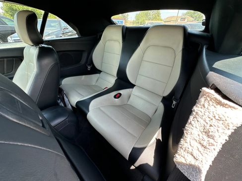 Used 2017 Ford Mustang Premium RWD image 19